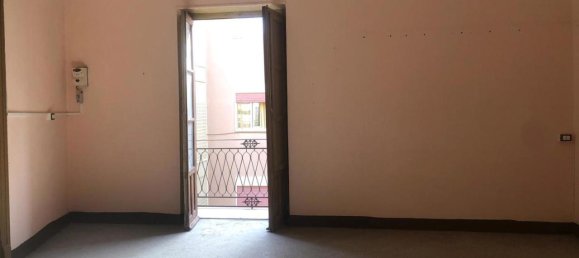 Apartamento de 4 habitaciónes en Palermo, Italy No. 131071 20