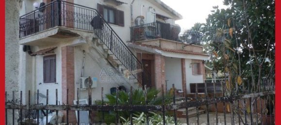 5 bedrooms Apartment in Aprilia, Italy No. 330956 45