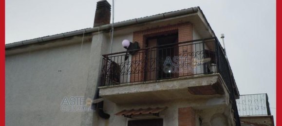 5 bedrooms Apartment in Aprilia, Italy No. 330956 18