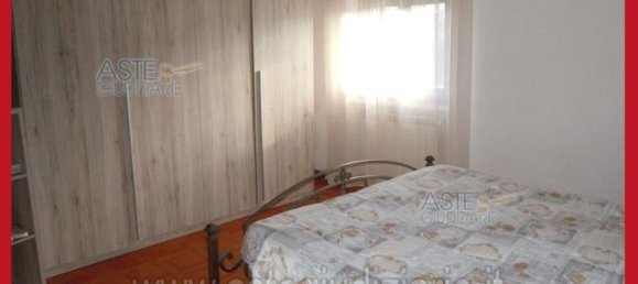 5 bedrooms Apartment in Aprilia, Italy No. 330956 2