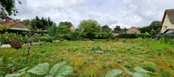 Terrain à Saint-Sulpice, France 650m² No. 243392 2