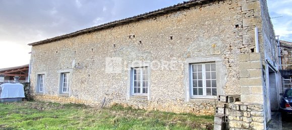 1 Schlafzimmer Haus in Ecoyeux, France, Nr. 98441 2