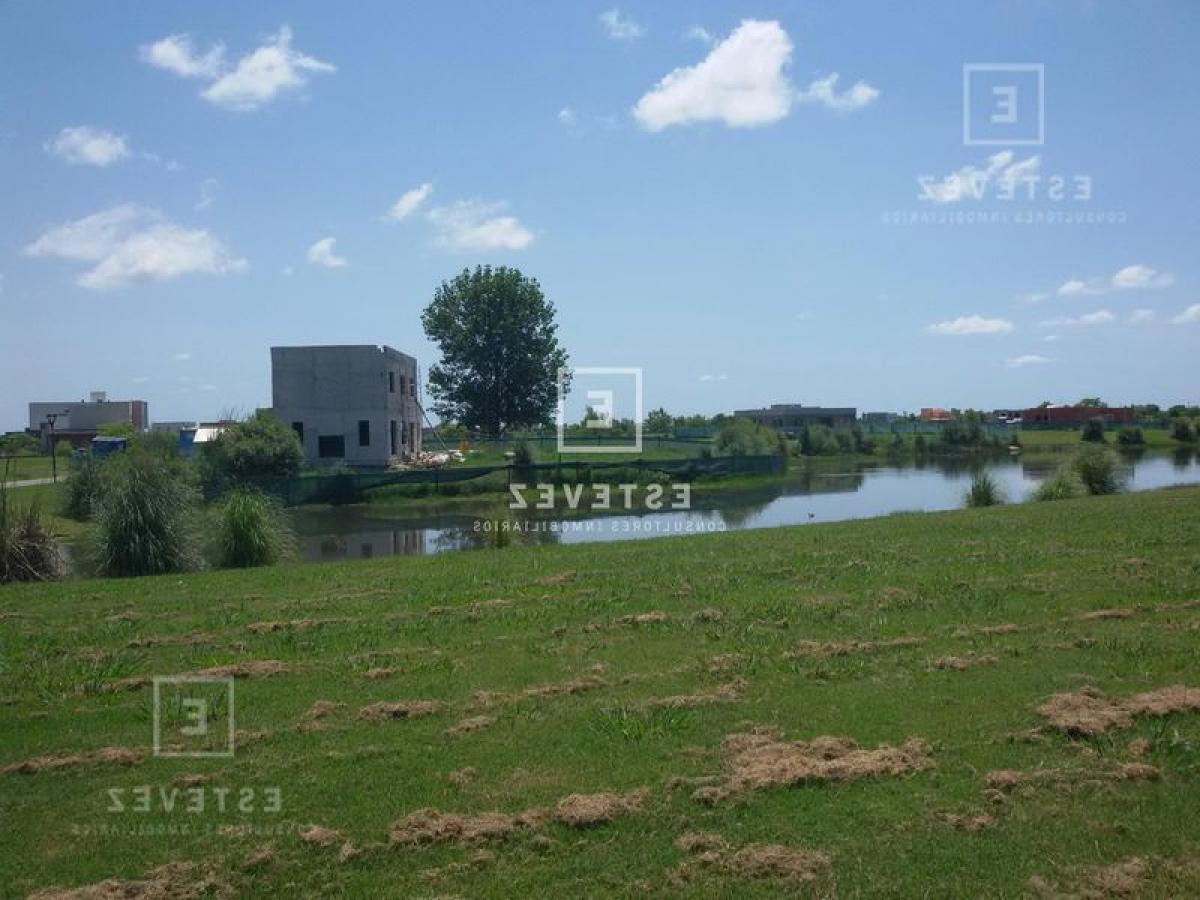  Land in Escobar, Argentina No. 114078