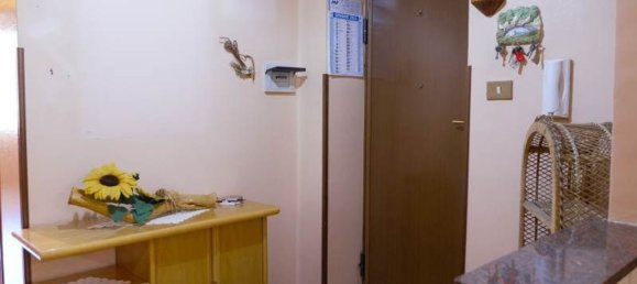 Apartamento de 3 habitaciónes en Mentana, Italy No. 27562 6