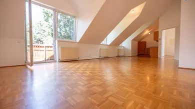 Квартира с 3 комнатами в Леопольдсдорф, Австрия № 233695