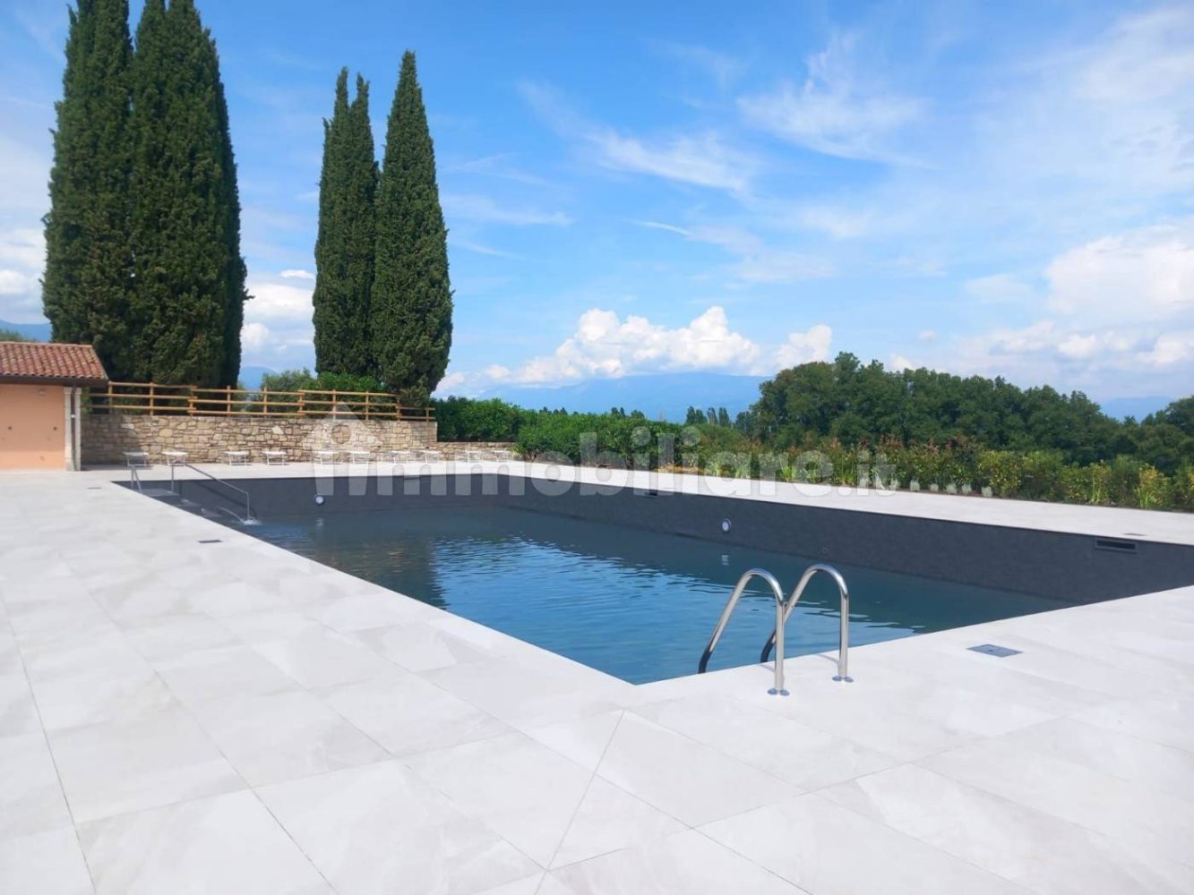 1 غرف نوم شقة في Soiano del Lago, Italy رقم 285789