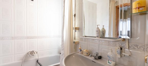 4 غرف نوم منزل في Albolote, Spain رقم 170020 25