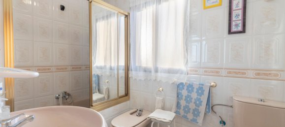 4 غرف نوم منزل في Albolote, Spain رقم 170020 41