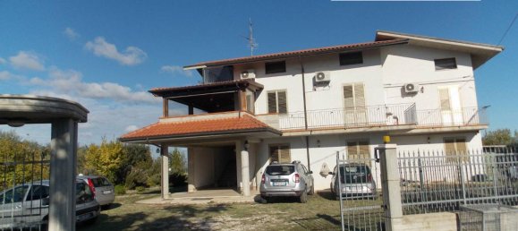 Дом с 10 комнатами в Контрогуэрра, Италия № 149792 19