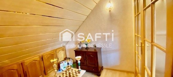 4 Schlafzimmer Haus in Mandeure, France, Nr. 208035 26