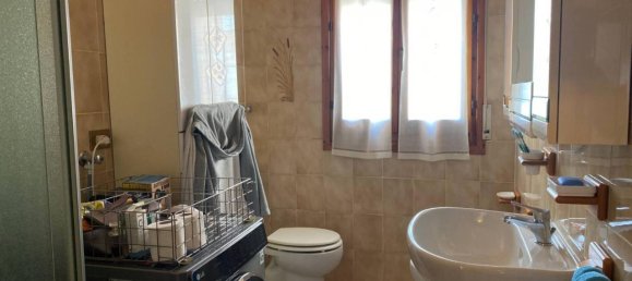 4 rooms Apartment in Reggio Emilia, Italy No. 236178 5