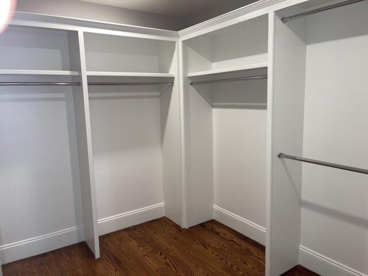 Casa de 3 dormitorios en Natick, USA No. 398161