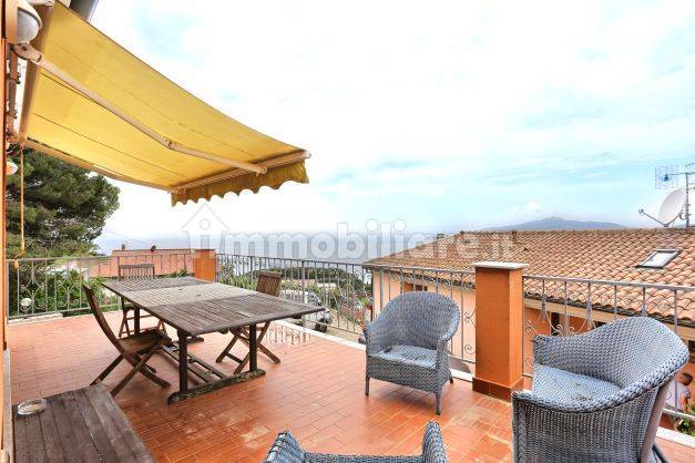 Casa de 2 dormitorios en Capoliveri, Italy No. 45138