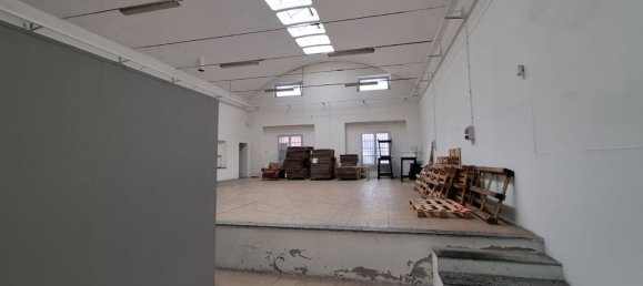 455m² Commercial property in Piacenza, Italy No. 349184 19