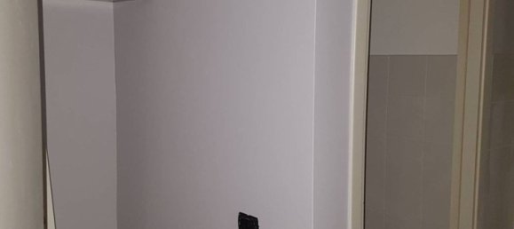 2 rooms Commercial property in Reggio Emilia, Italy No. 118256 7