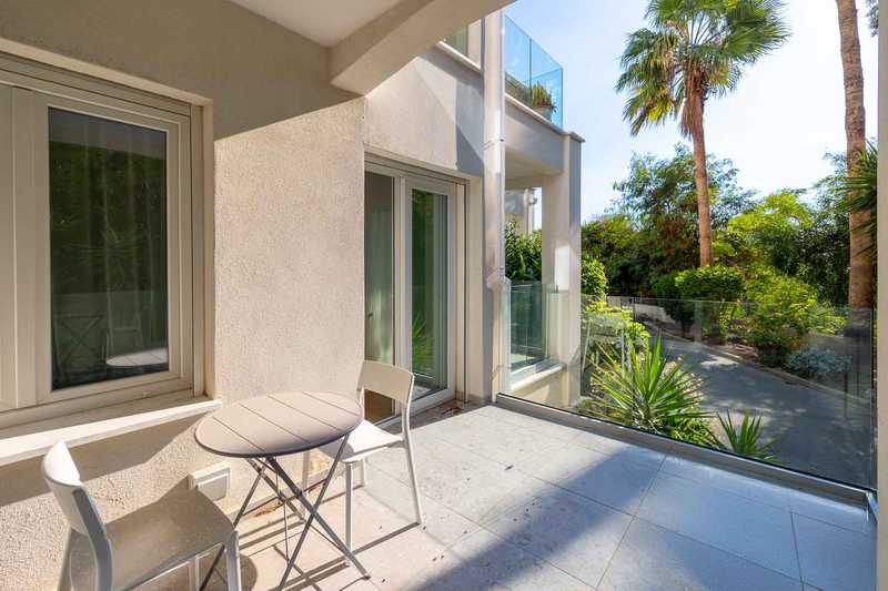 2 bedrooms Apartment in Agios Tychonas, Cyprus No. 16947