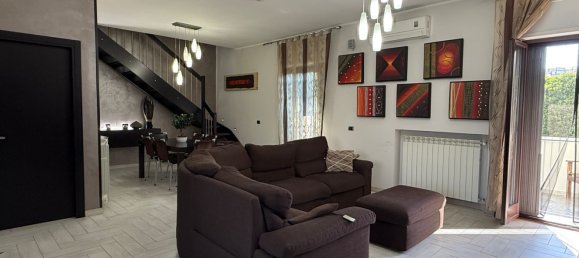 5 Schlafzimmer Doppelhaus in Taranto, Italy, Nr. 356991 33