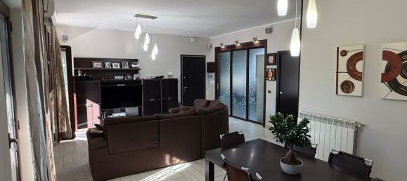 5 Schlafzimmer Doppelhaus in Taranto, Italy, Nr. 356991 2