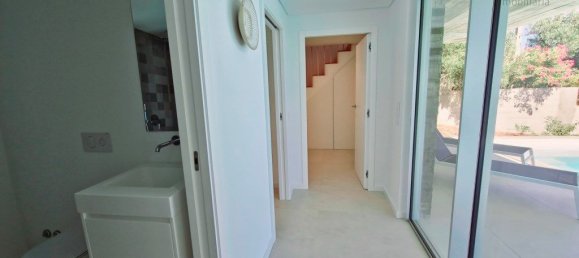 3 bedrooms House in Faro, Portugal No. 102523 29