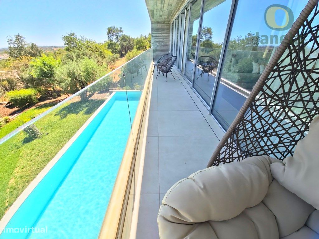 3 bedrooms House in Faro, Portugal No. 102523