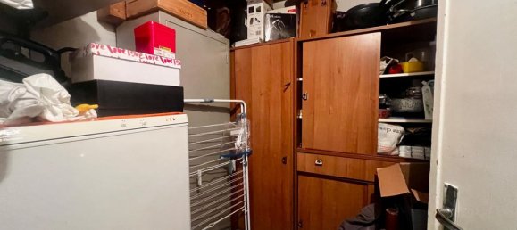 3 rooms Apartment in Prato, Italy No. 48810 13