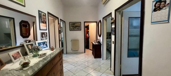 3 rooms Apartment in Prato, Italy No. 48810 7
