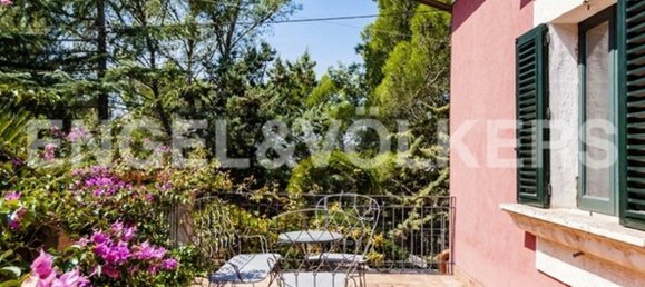 6 Schlafzimmer Schlösser in Motta Sant'Anastasia, Italy, Nr. 68636 4