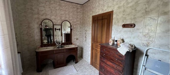 16-Zimmer Villa in Benevento, Italy, Nr. 301663 32