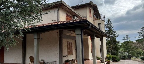 16-Zimmer Villa in Benevento, Italy, Nr. 301663 13