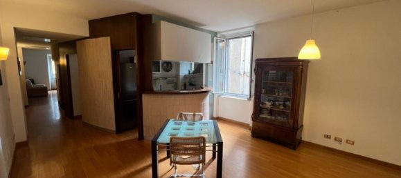 3 bedrooms Apartment in Rome, Italy No. 335185 6