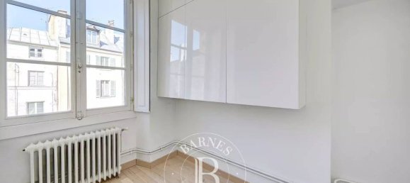 4 bedrooms Apartment in Versailles, France No. 115858 13