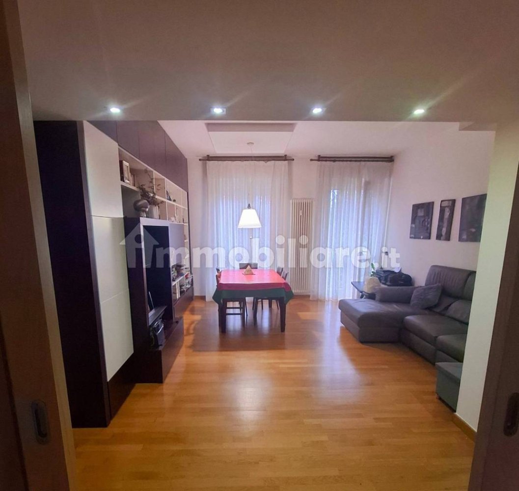 3 غرف نوم شقة في Montevecchia, Italy رقم 311341