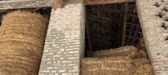 480m² Commercial property in Borgo Priolo, Italy No. 364866 10