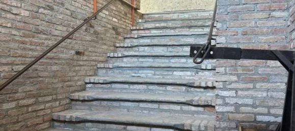 480m² Commercial property in Borgo Priolo, Italy No. 364866 21