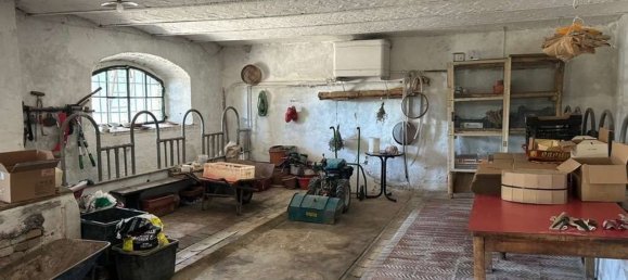 480m² Commercial property in Borgo Priolo, Italy No. 364866 8