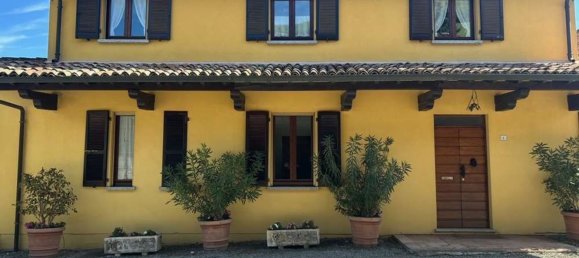 480m² Commercial property in Borgo Priolo, Italy No. 364866 15