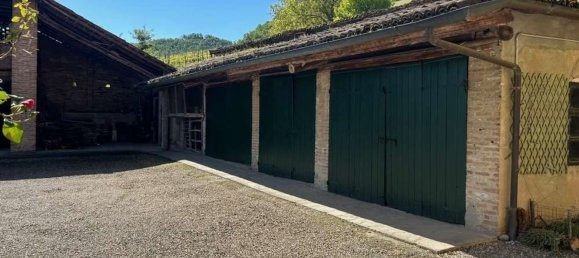 480m² Commercial property in Borgo Priolo, Italy No. 364866 11