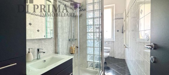 Apartamento de 3 divisões em Genoa, Italy N.º 267941 27