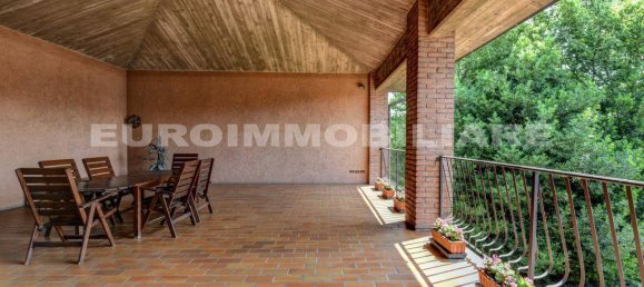 3 Schlafzimmer Haus in Brescia, Italy, Nr. 177465 10