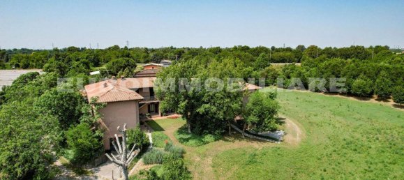 3 Schlafzimmer Haus in Brescia, Italy, Nr. 177465 4