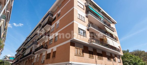 2 chambres Appartement à Rome, Italy No. 357532 2