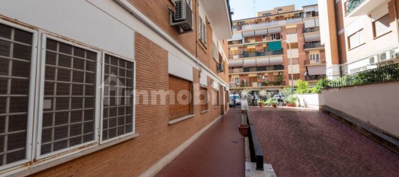 2 chambres Appartement à Rome, Italy No. 357532 19