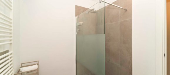 Квартира с 3 комнатами в Турин, Италия № 195270 38