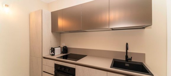 Квартира с 3 комнатами в Турин, Италия № 195270 27