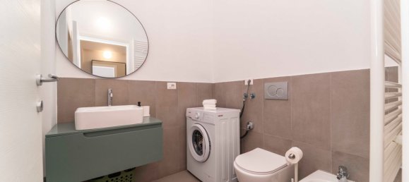 Квартира с 3 комнатами в Турин, Италия № 195270 16