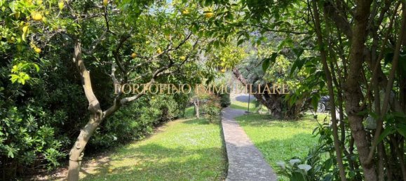 Apartamento de 6 habitaciónes en Rapallo, Italy No. 24480 7