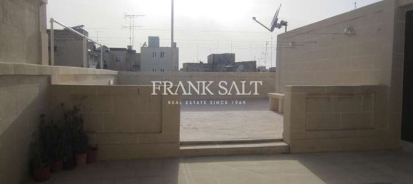 Мезонет с 2 спальнями в Паола, Мальта № 1719 4