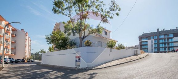 Casa de 3 dormitorios en Leiria, Portugal No. 20700 16