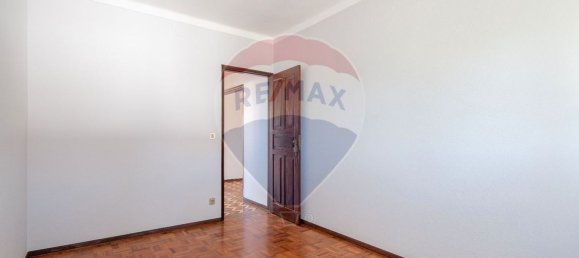 Casa de 3 dormitorios en Leiria, Portugal No. 20700 3