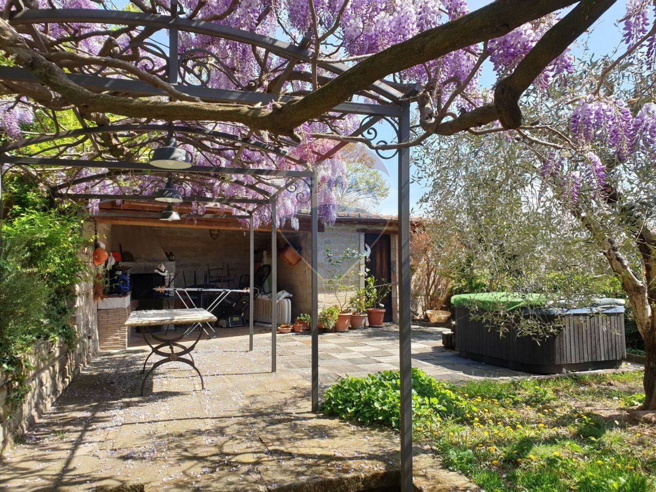 Villa de 5 dormitorios en Manziana, Italy No. 205071